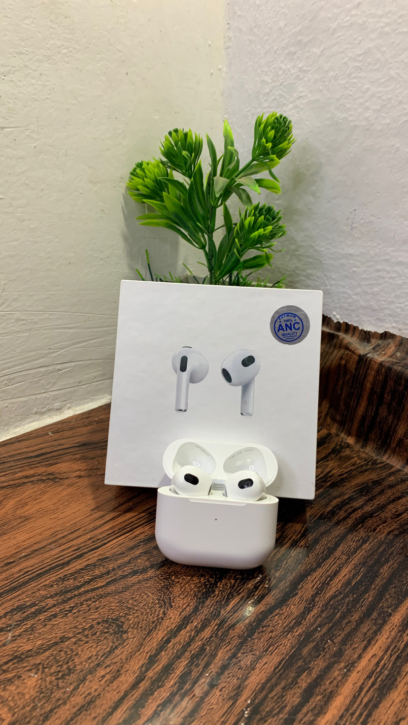 ايربودز برو ثري